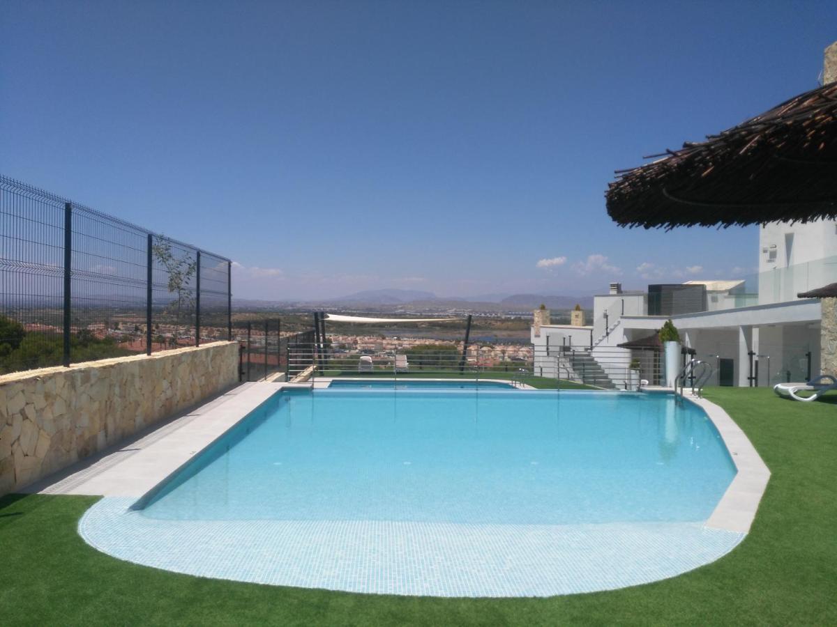Beautiful New Style Apartment In Gran Alacant In Front Of Sea With Solarium And Jacuzzi מראה חיצוני תמונה
